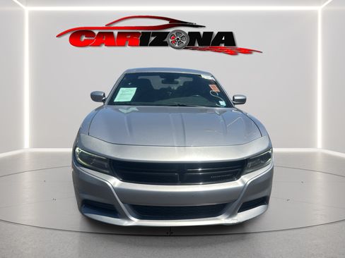 Used 2018 Dodge Charger SXT RWD image 13
