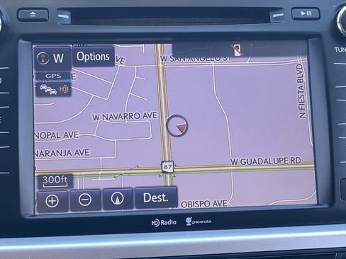 Used 2015 Toyota Highlander XLE FWD image 26