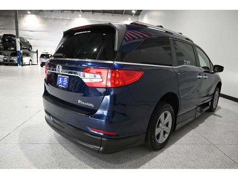 Used 2019 Honda Odyssey EX-L image 6