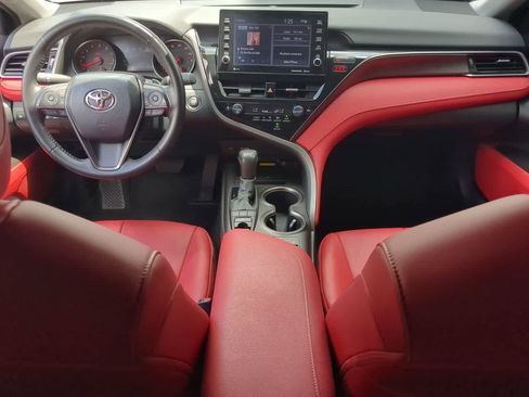 Used 2024 Toyota Camry XSE FWD image 15