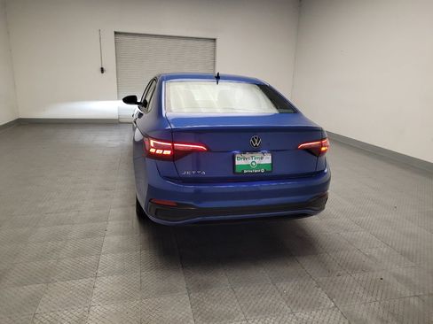Used 2024 Volkswagen Jetta Sport FWD image 6