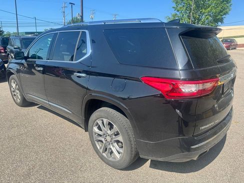 Used 2020 Chevrolet Traverse Premier w/ LPO, Floor Liner Package AWD/4WD image 3