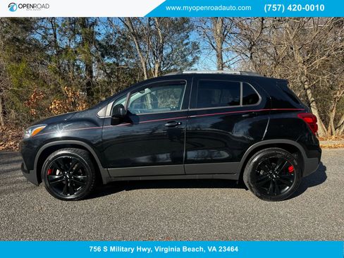 Used 2020 Chevrolet Trax LT w/ Redline Edition image 1