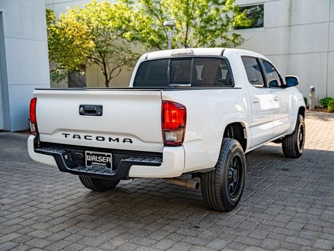 Used 2018 Toyota Tacoma SR w/ SR Convenience Package RWD image 5