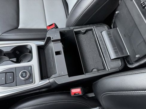 Certified 2023 Ford Explorer XLT w/ Equipment Group 202A image 22