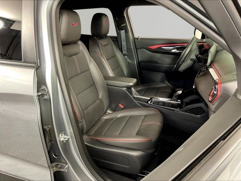 Used 2025 Chevrolet TrailBlazer RS w/ Driver Confidence Package FWD image 27