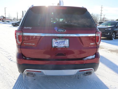 Used 2017 Ford Explorer Platinum image 6