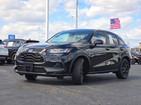 Used 2024 Honda HR-V Sport image 11