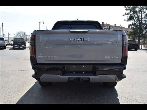 New 2025 GMC Sierra EV Denali image 9