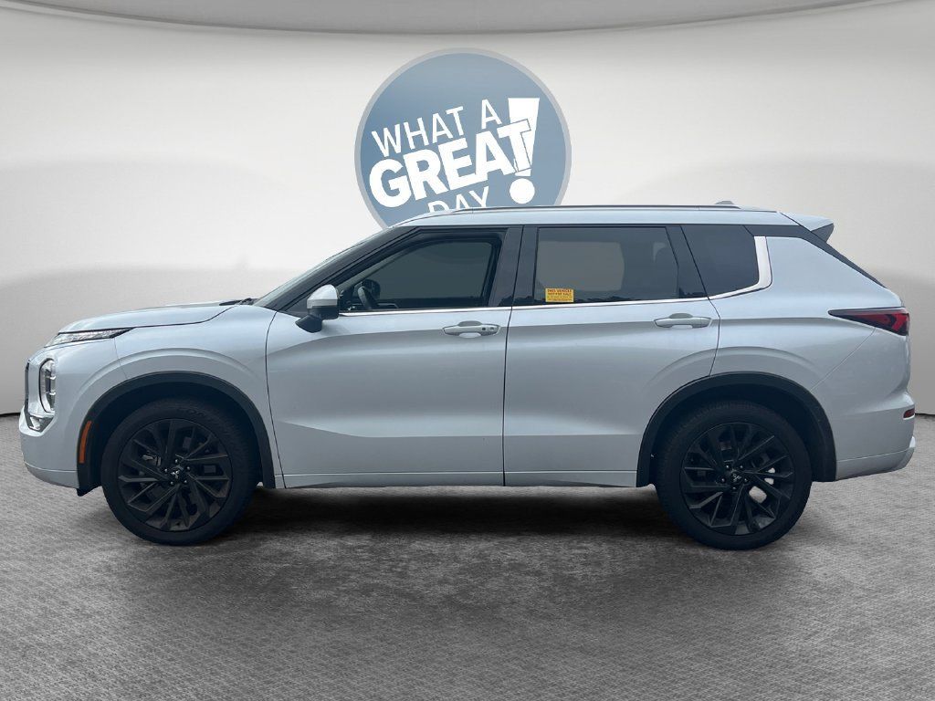 Used 2022 Mitsubishi Outlander SEL FWD image 7
