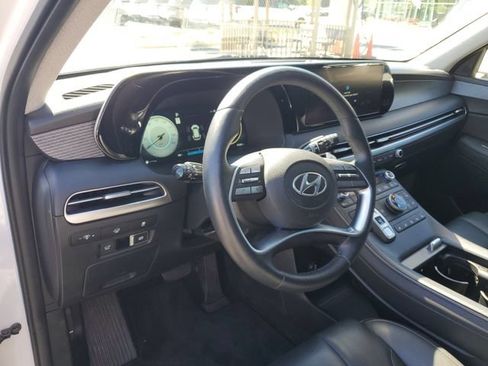 Used 2024 Hyundai Palisade Limited AWD/4WD image 27