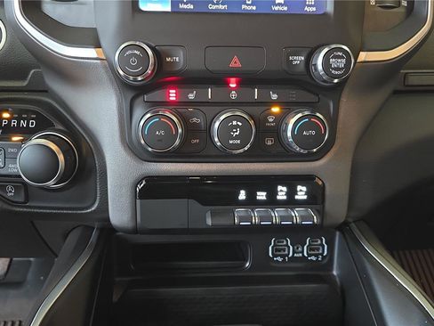 Used 2022 RAM 1500 Big Horn image 23