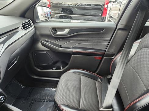 Certified 2023 Ford Escape ST-Line w/ Tech Pack #1 image 13