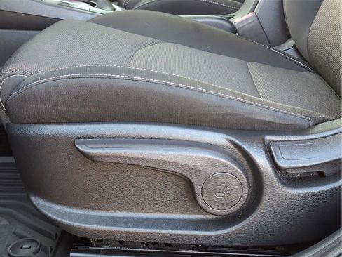 Used 2022 Kia Forte LXS image 13