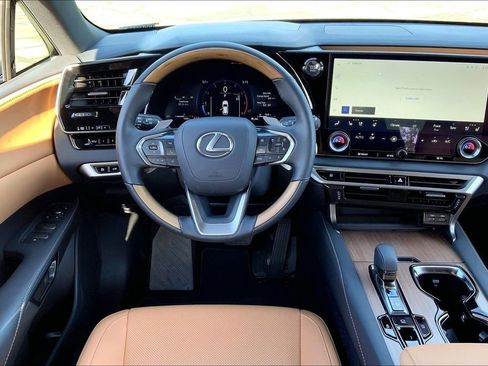 Used 2026 Lexus RX 350 Premium w/ Accessory Package (K3) image 7