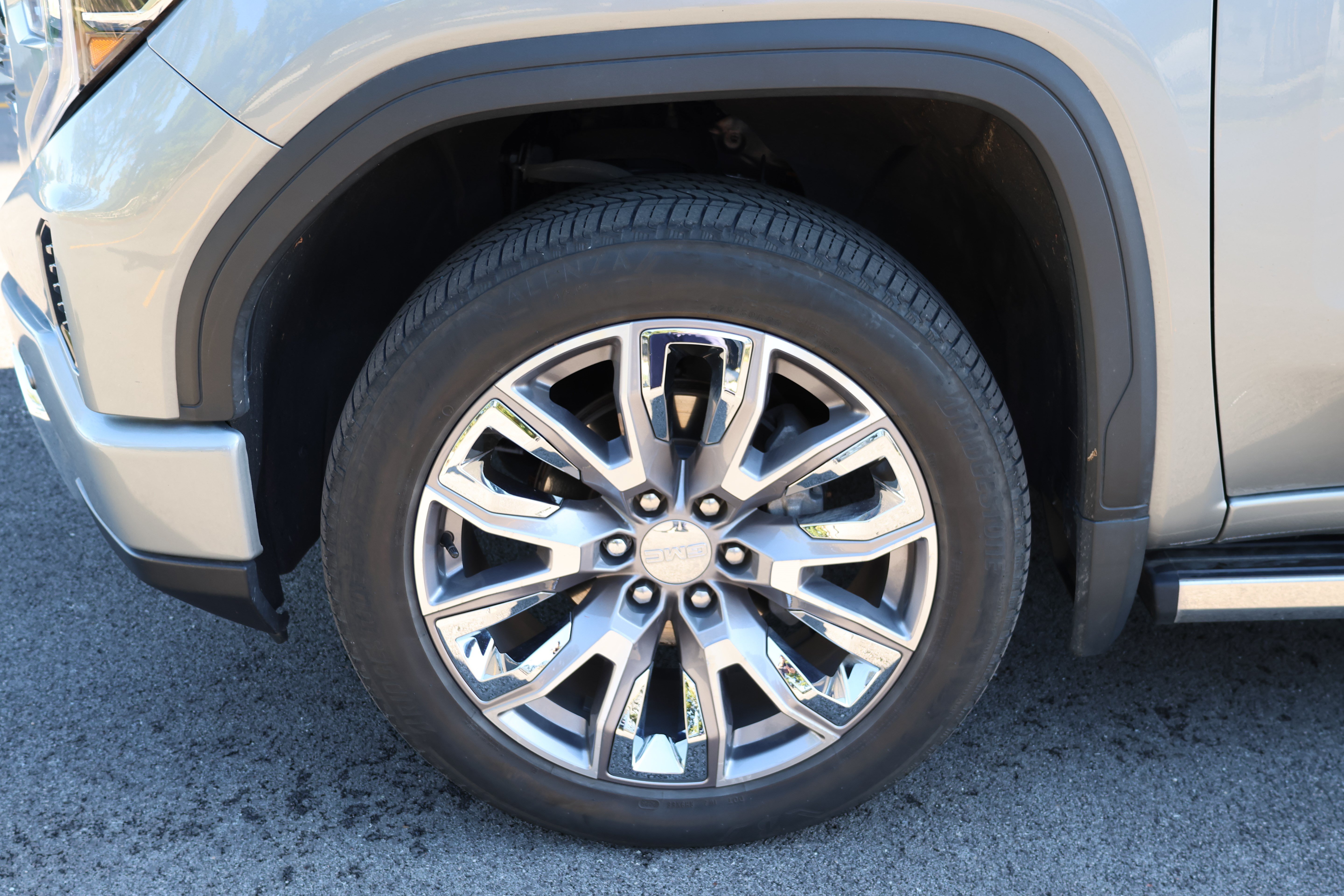 Used 2023 GMC Sierra 1500 Denali w/ Denali Reserve Package AWD/4WD image 7