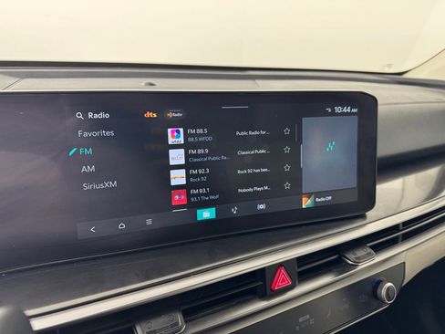 Used 2025 Kia Sorento S image 15