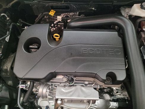 Used 2024 Chevrolet Equinox LT image 30