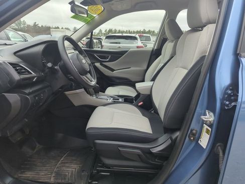 Used 2023 Subaru Forester image 11