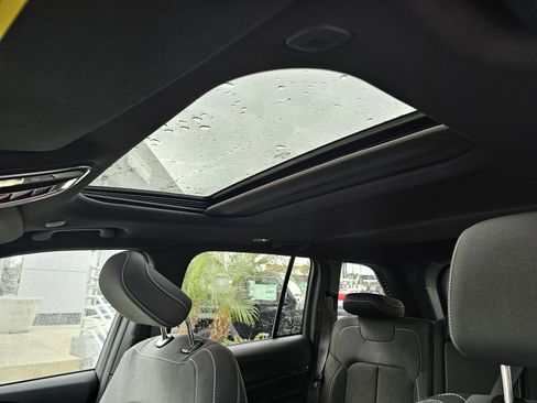 New 2025 Jeep Grand Cherokee Laredo X image 25