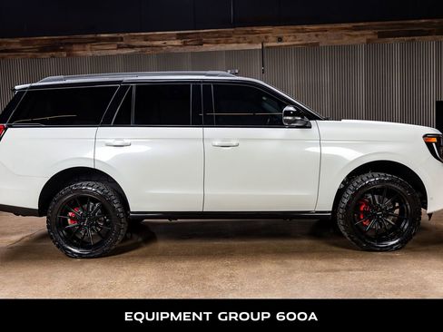 Used 2025 Ford Expedition Platinum w/ Stealth Performance Package image 11