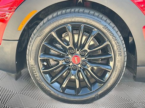 Used 2020 MINI Cooper Clubman S w/ Premium Package image 37