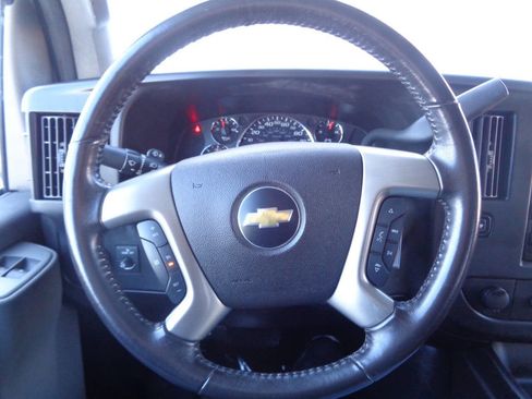 Used 2017 Chevrolet Express 3500 LT w/ LT Preferred Equipment Group RWD image 44