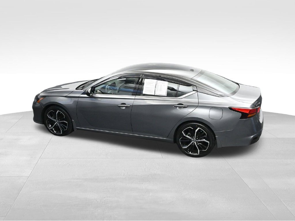Used 2024 Nissan Altima 2.5 SR FWD image 33