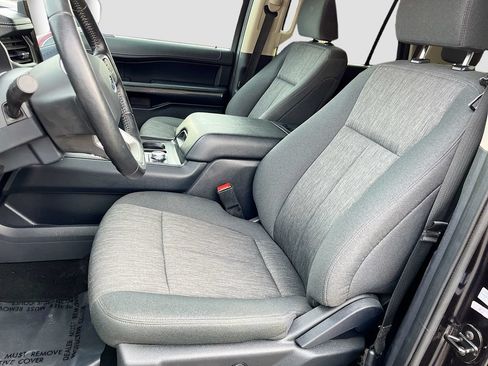 Used 2024 Ford Expedition XLT AWD/4WD image 20