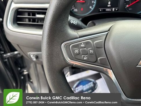 Used 2018 Chevrolet Equinox LT AWD/4WD image 16