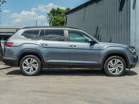 Used 2021 Volkswagen Atlas SE w/ Towing Package AWD/4WD image 7