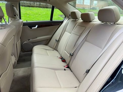 Used 2012 Mercedes-Benz C 300 4MATIC Sedan image 24