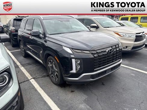 Used 2023 Hyundai Palisade SEL w/ Cargo Package AWD/4WD image 1