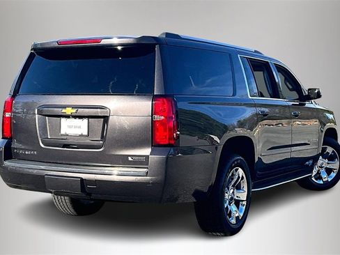 Certified 2017 Chevrolet Suburban Premier image 6