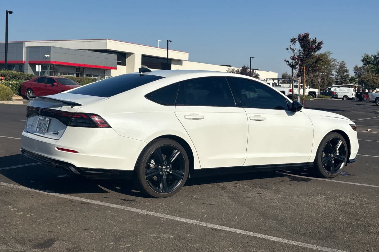 Used 2025 Honda Accord Sport image 3