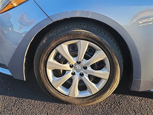 Used 2024 Toyota Corolla LE image 13