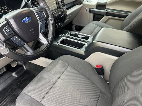 Used 2017 Ford F150 XL w/ Equipment Group 101A Mid image 11