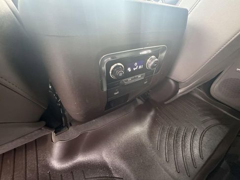 Certified 2022 GMC Yukon SLT w/ Max Trailering Package image 27