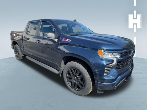 Used 2022 Chevrolet Silverado 1500 RST AWD/4WD image 1