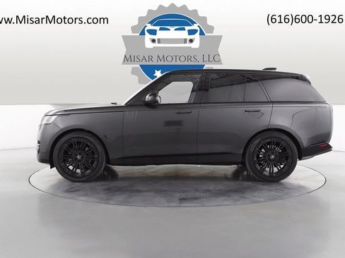 Used 2023 Land Rover Range Rover SE AWD/4WD image 6