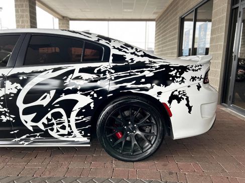 Used 2016 Dodge Charger SRT Hellcat w/ Harman/Kardon Audio Group RWD image 6