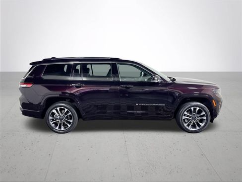 Used 2023 Jeep Grand Cherokee L Overland AWD/4WD image 5