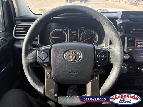 Used 2021 Toyota 4Runner Venture w/ Moonroof Package AWD/4WD image 13