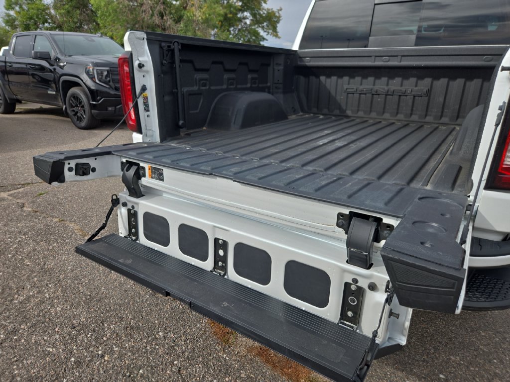 Used 2024 GMC Sierra 1500 Denali w/ Denali Reserve Package AWD/4WD image 22