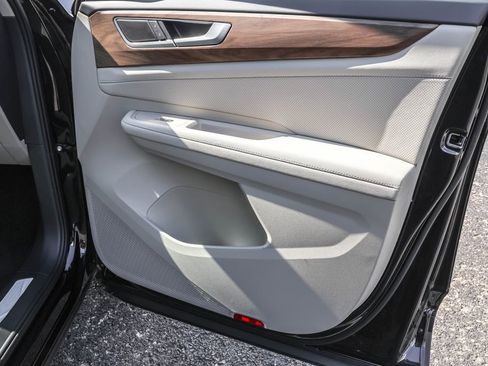 New 2026 Volkswagen Atlas SE AWD/4WD image 45