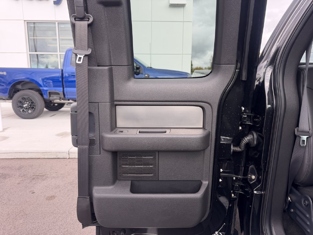 Used 2012 Ford F150 Raptor AWD/4WD image 27