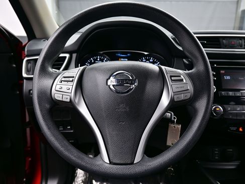 Used 2016 Nissan Rogue S image 20