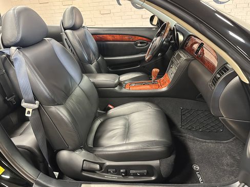 Used 2002 Lexus SC 430 Convertible RWD image 33