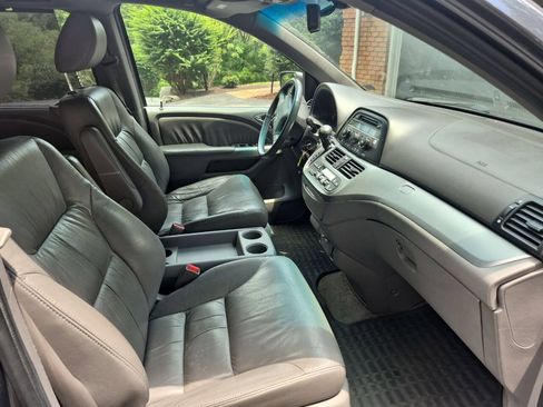 Used 2010 Honda Odyssey EX-L image 16