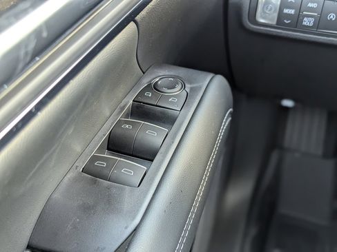 New 2026 GMC Terrain Denali w/ LPO, Floor Liner Package AWD/4WD image 22